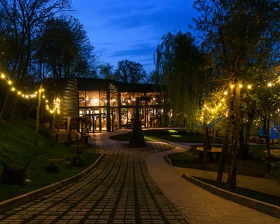 Indigen Space for the Soul restaurant by the lake in Bucharest