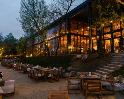 Indigen Space for the Soul restaurant by the lake in Bucharest